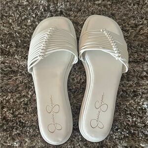Jessica‎ Simpson Cream Sandals Classic Slip-On Design